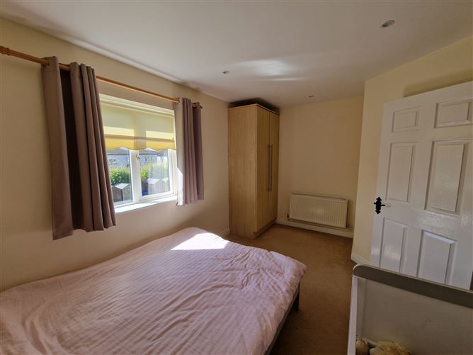 4 Shackleton Court, Athy, Kildare
