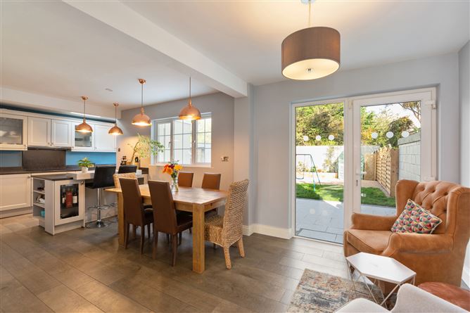 98 Rowanbyrn, Blackrock, Co. Dublin