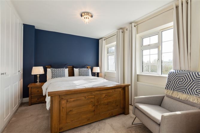 98 Rowanbyrn, Blackrock, Co. Dublin