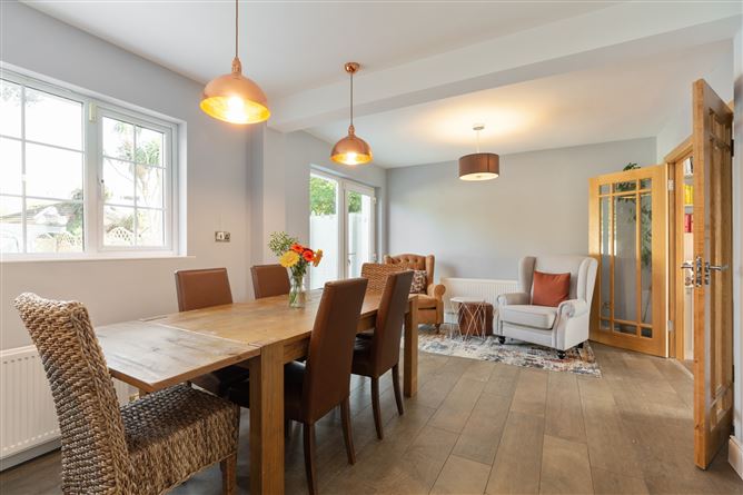98 Rowanbyrn, Blackrock, Co. Dublin