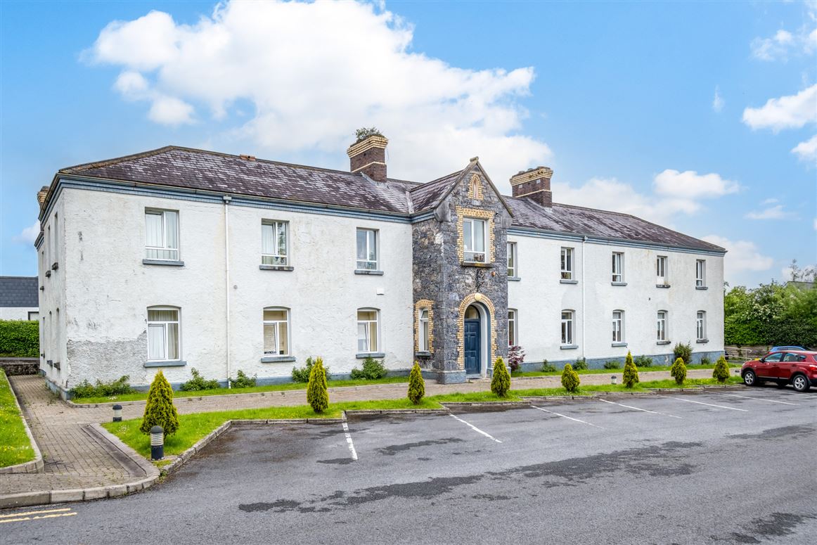 4 College Court, College Green, St. Bridget's Road, Portumna, Co. Galway