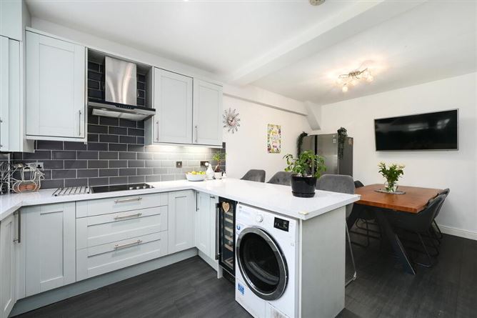 2 Esker Manor, Lucan, Dublin