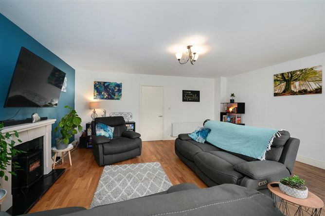2 Esker Manor, Lucan, Dublin