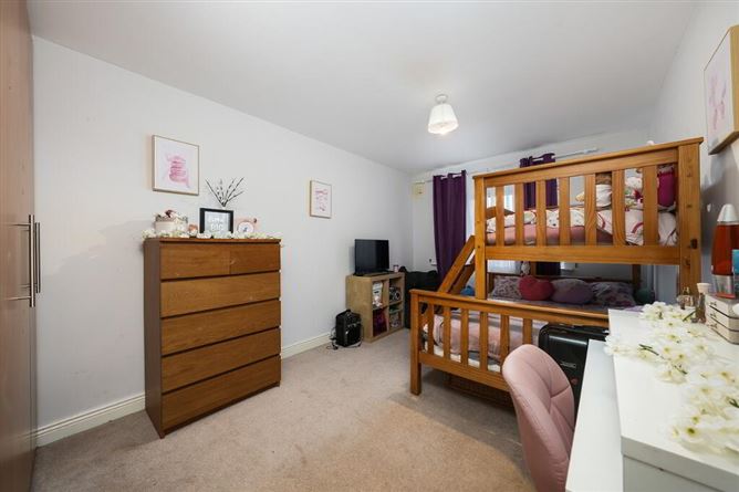 2 Esker Manor, Lucan, Dublin