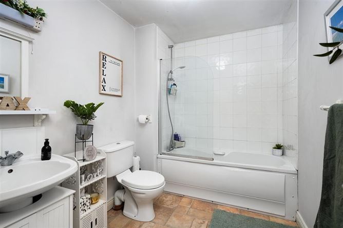 2 Esker Manor, Lucan, Dublin