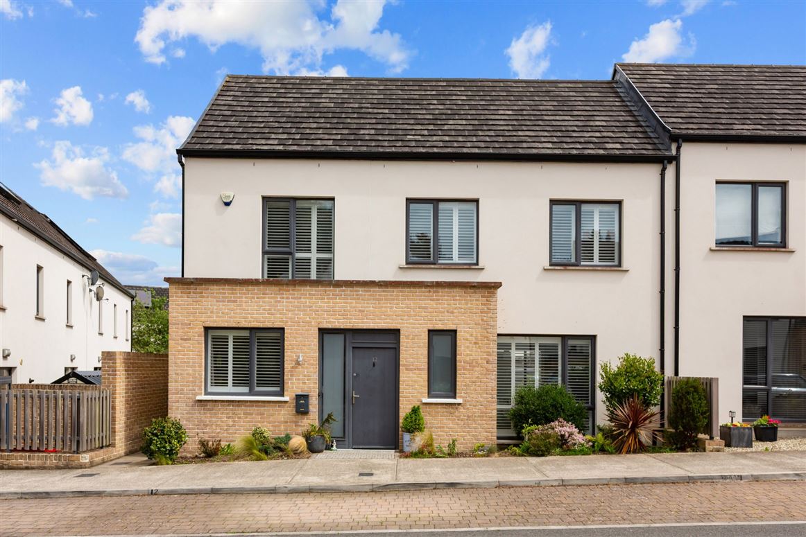 12 The Avenue, Scholarstown Wood, Rathfarnham