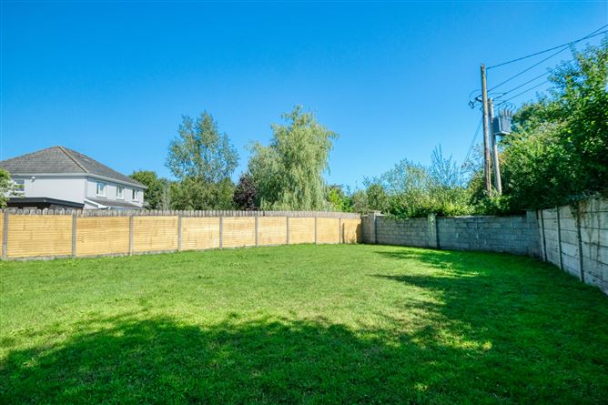 Photo 24 of 30 — 27 Castle Glen, Newtownforbes, Co. Longford