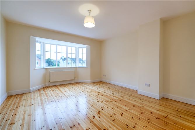 Photo 12 of 30 — 27 Castle Glen, Newtownforbes, Co. Longford