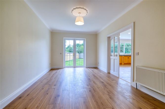 Photo 4 of 30 — 27 Castle Glen, Newtownforbes, Co. Longford