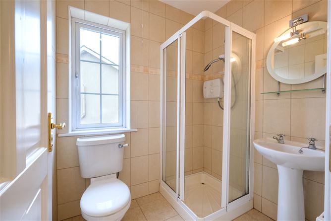 Photo 15 of 30 — 27 Castle Glen, Newtownforbes, Co. Longford