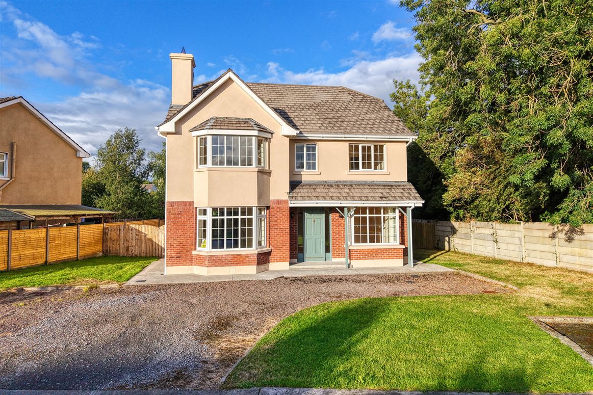 27 Castle Glen, Newtownforbes, Co. Longford