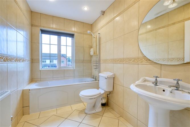 Photo 16 of 30 — 27 Castle Glen, Newtownforbes, Co. Longford