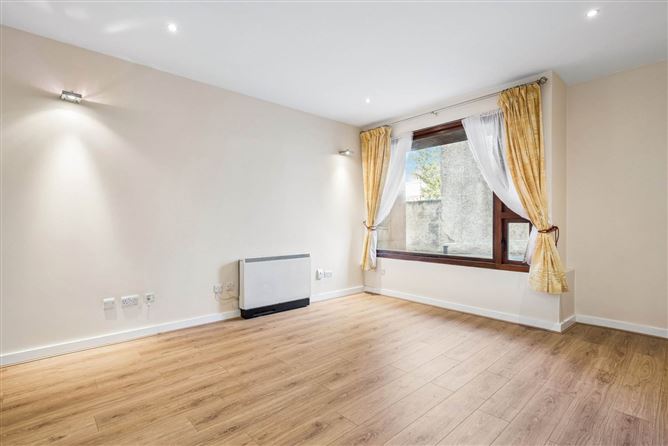 4 Henrietta Hall, 43-45 Bolton Street, Dublin 1