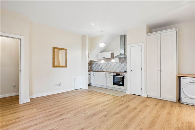 4 Henrietta Hall, 43-45 Bolton Street, Dublin 1