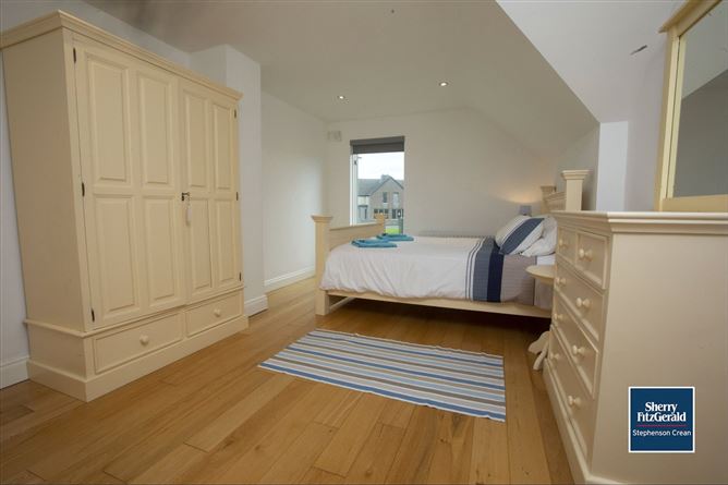 5 Lighthouse Village, Fenit, County Kerry