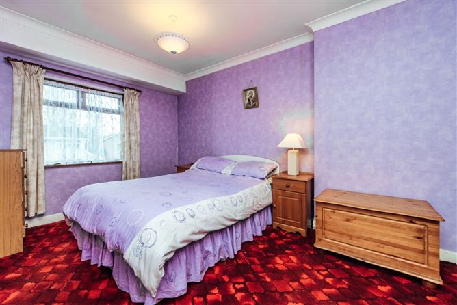 https://photos-a.propertyimages.ie/media/6/0/3/4673306/56083cb9-0672-4af7-80b1-0f9c265989da_l.jpg