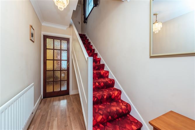 https://photos-a.propertyimages.ie/media/6/0/3/4673306/56083cb9-0672-4af7-80b1-0f9c265989da_l.jpg