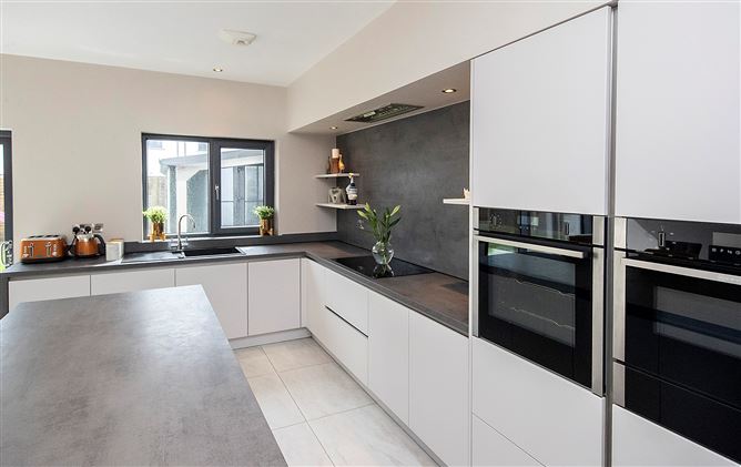 2 Laurel Crescent, Ballinroad, Dungarvan, Co. Waterford