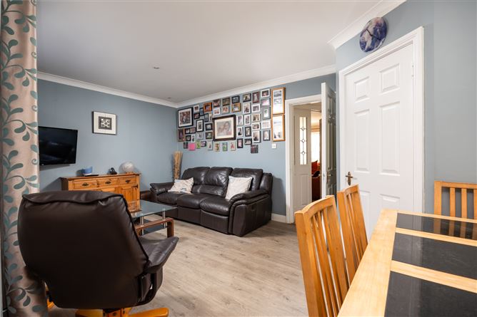 98 Castlefield Court, Clonsilla, Dublin 15