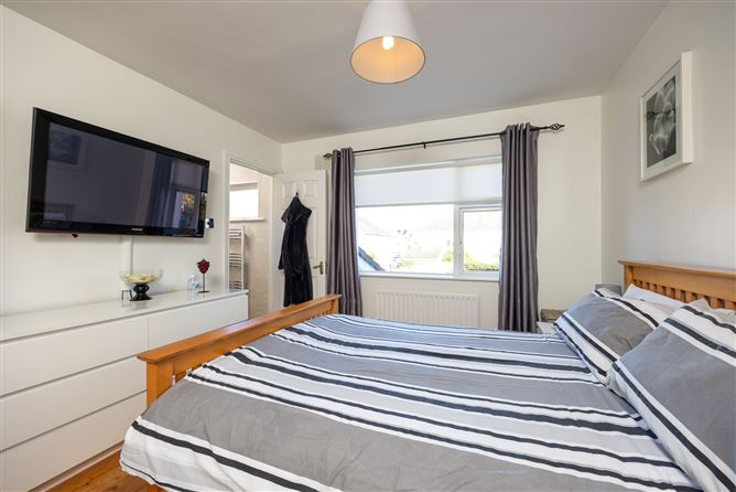 98 Castlefield Court, Clonsilla, Dublin 15