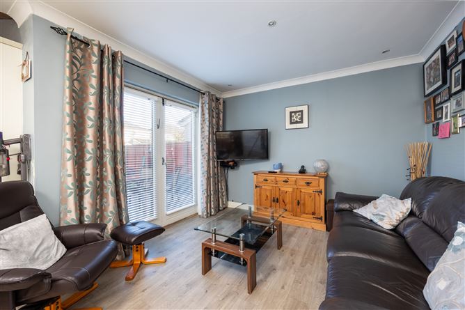 98 Castlefield Court, Clonsilla, Dublin 15