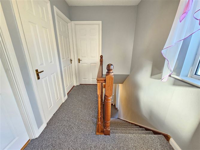 7 Castle Rock, Tulla Road, Ennis, Co. Clare