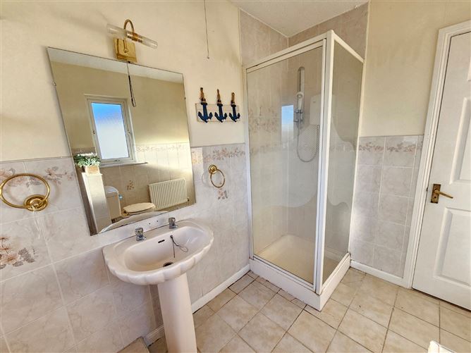 7 Castle Rock, Tulla Road, Ennis, Co. Clare