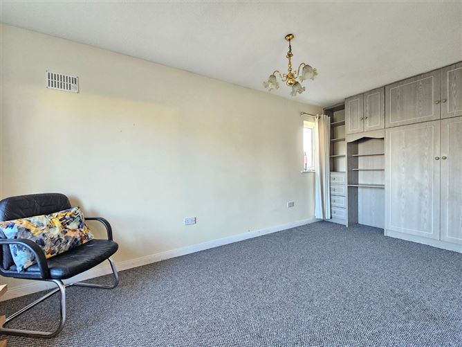 7 Castle Rock, Tulla Road, Ennis, Co. Clare