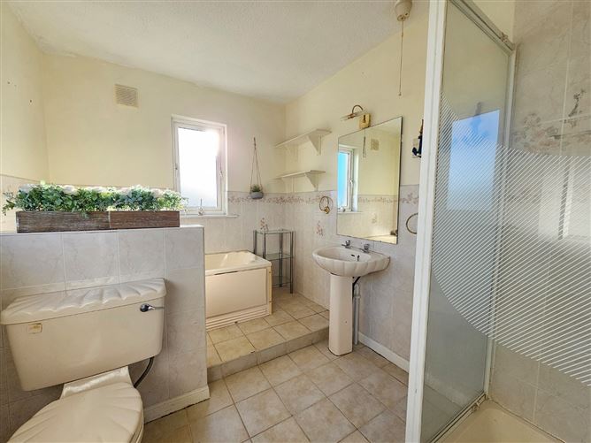 7 Castle Rock, Tulla Road, Ennis, Co. Clare