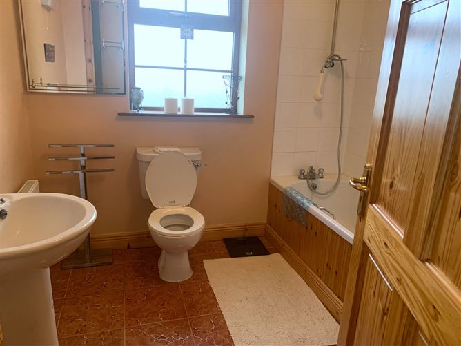 76 Portside, Rosslare, Wexford