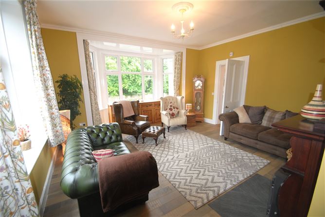 Old Castle Hse & approx. 4.96 acres, Dungar, Roscrea, Co. Tipperary