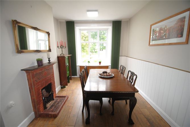 Old Castle Hse & approx. 4.96 acres, Dungar, Roscrea, Co. Tipperary