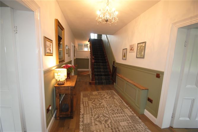 Old Castle Hse & approx. 4.96 acres, Dungar, Roscrea, Co. Tipperary