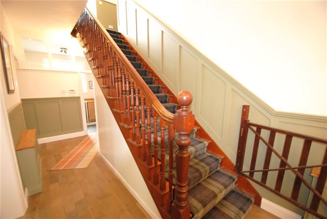 Old Castle Hse & approx. 4.96 acres, Dungar, Roscrea, Co. Tipperary