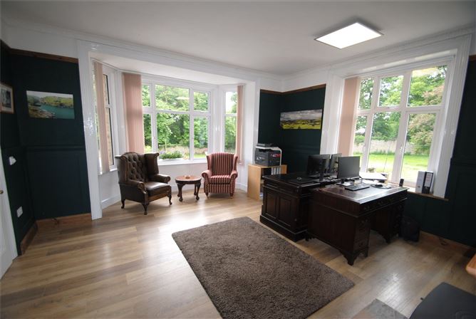 Old Castle Hse & approx. 4.96 acres, Dungar, Roscrea, Co. Tipperary