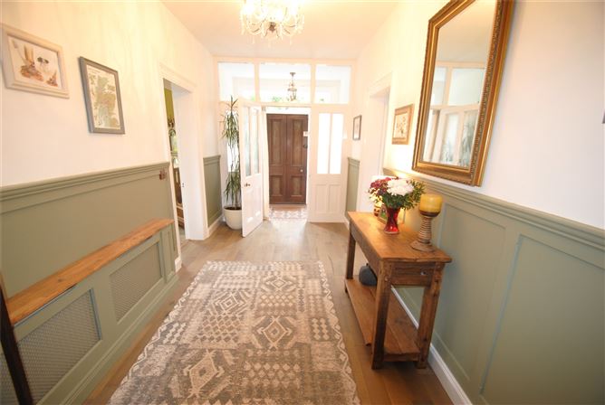 Old Castle Hse & approx. 4.96 acres, Dungar, Roscrea, Co. Tipperary