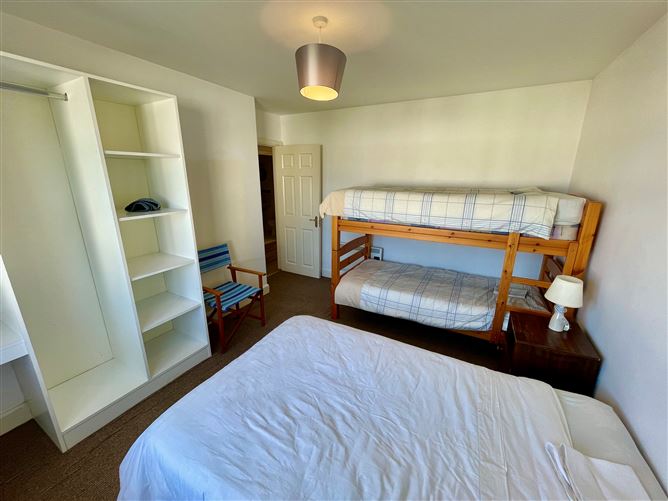 31 Castlegardens, St Helen's Village, Rosslare, Wexford
