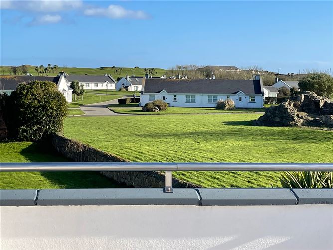 31 Castlegardens, St Helen's Village, Rosslare, Wexford