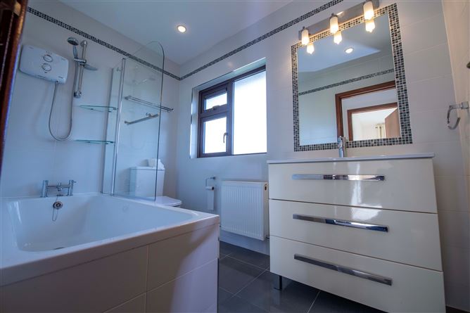 1 Leedale, Caherslee, Tralee, Kerry