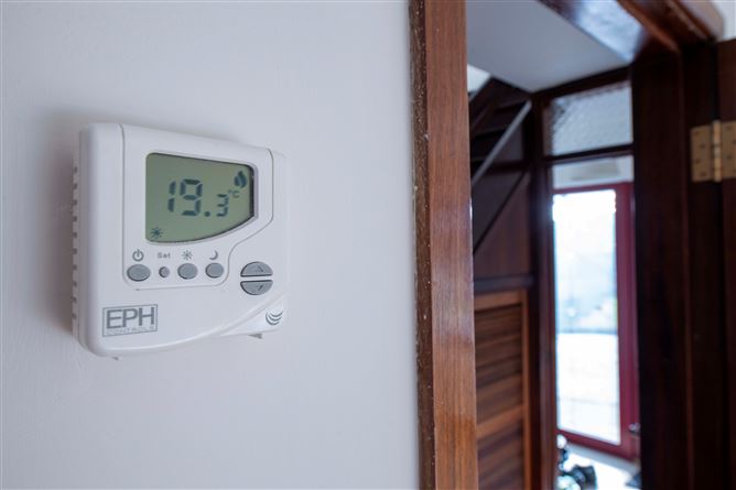 1 Leedale, Caherslee, Tralee, Kerry