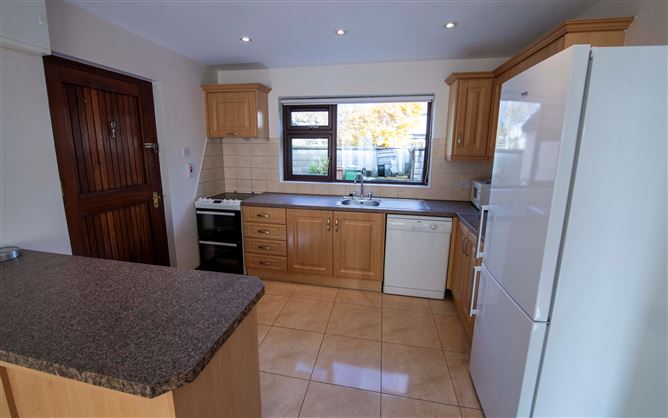 1 Leedale, Caherslee, Tralee, Kerry