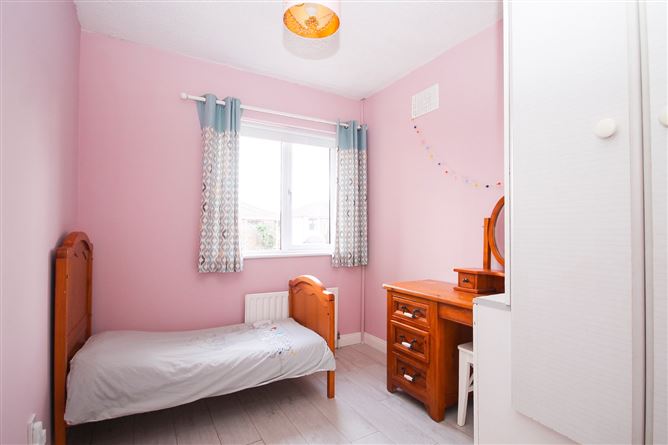 16 Castlefield Park, Knocklyon, Dublin 16