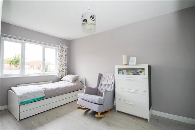 16 Castlefield Park, Knocklyon, Dublin 16