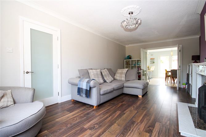 16 Castlefield Park, Knocklyon, Dublin 16