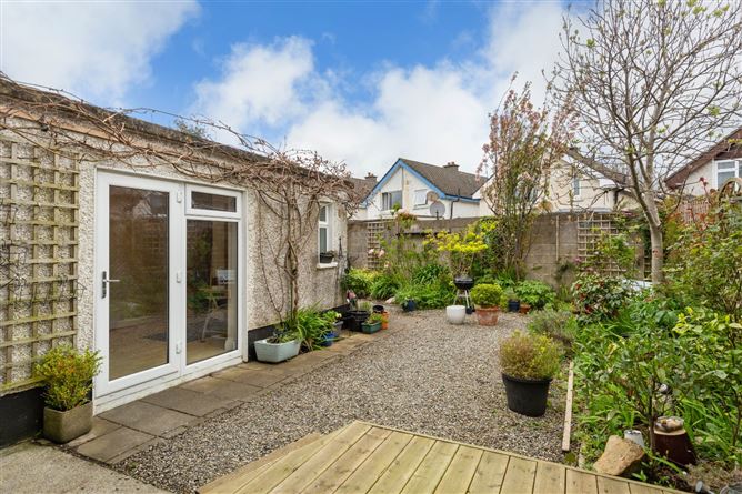 82 Rockville Crescent, Blackrock, Co. Dublin