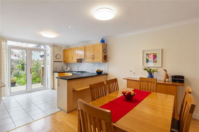 82 Rockville Crescent, Blackrock, Co. Dublin