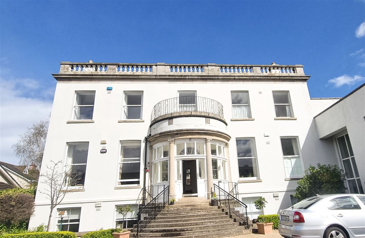 10 Marlfield House, Cabinteely, Dublin 18