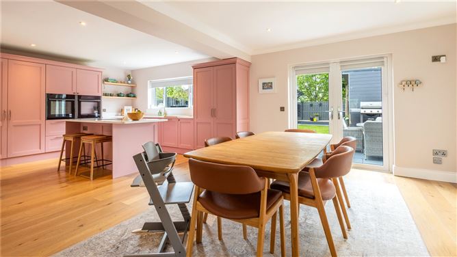 7 Holywell, Sea Road, Kilcoole, Co. Wicklow