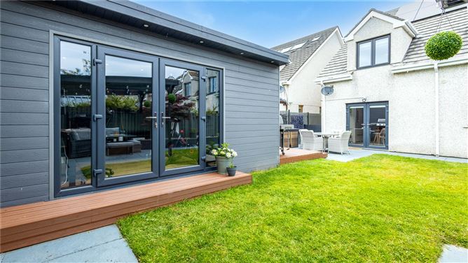 7 Holywell, Sea Road, Kilcoole, Co. Wicklow