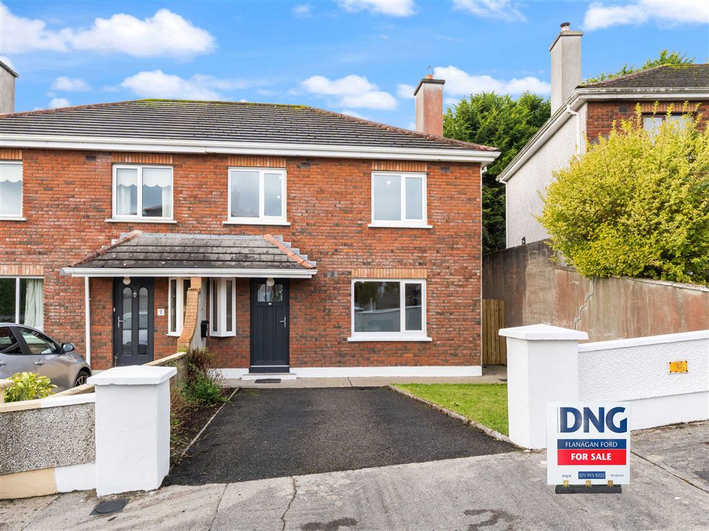 8 Mulberry Park, Ballinode, Sligo